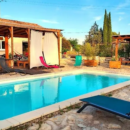 Le P'tit Gardechois, Piscine Ardeche - 12pers Holiday home
